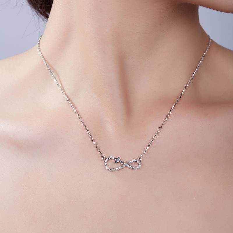 十字无限的爱吊坠S925银莫桑钻厘石D级0.17CT